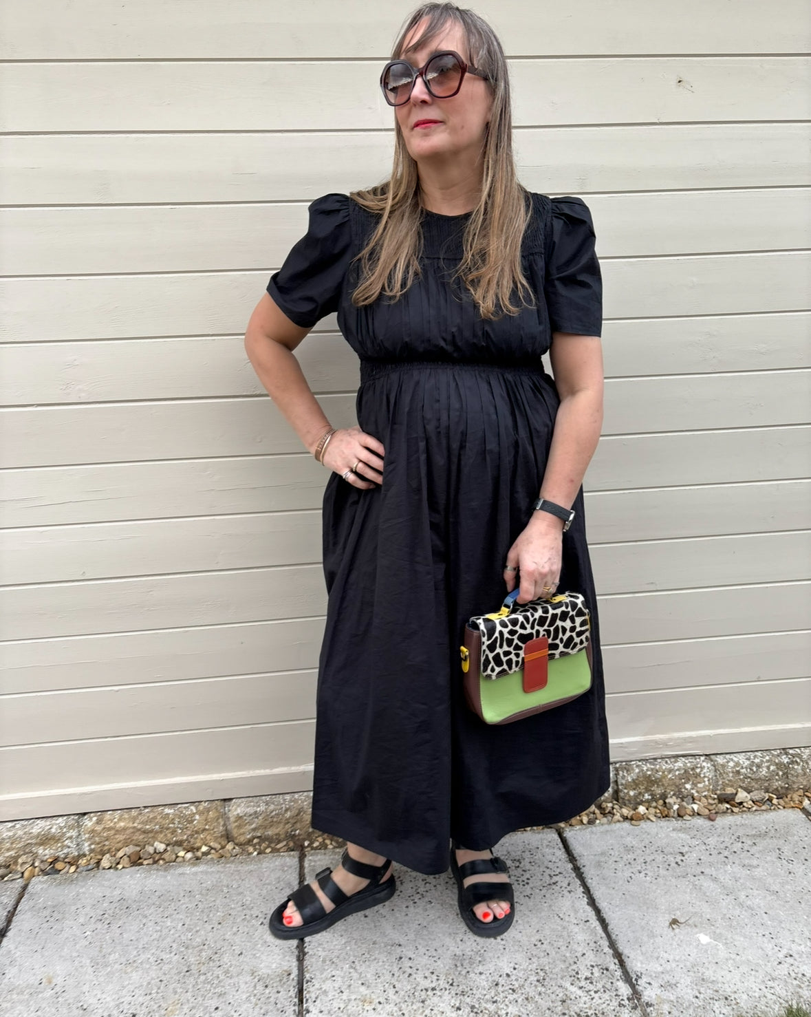 Cassie - Green Giraffe