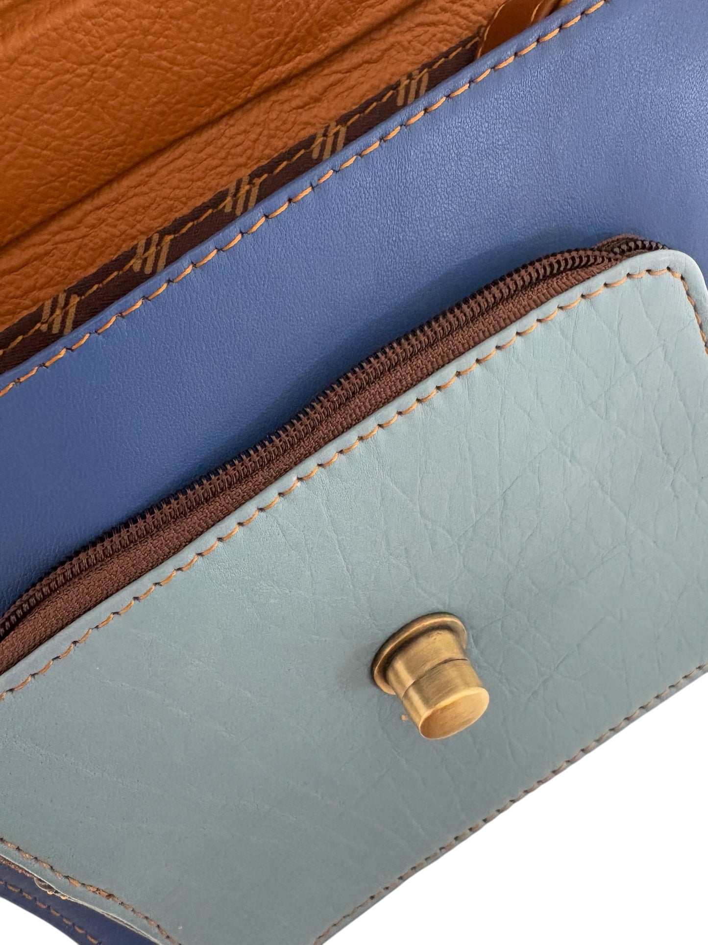 Zara  - Giraffe Print Blue
