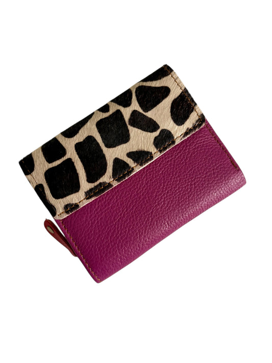 Lucia Purse - Cerise Pink Giraffe
